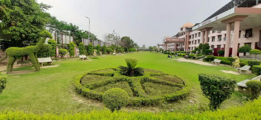 Rohilkhand Medical College & Hospital, Bareilly - College Image