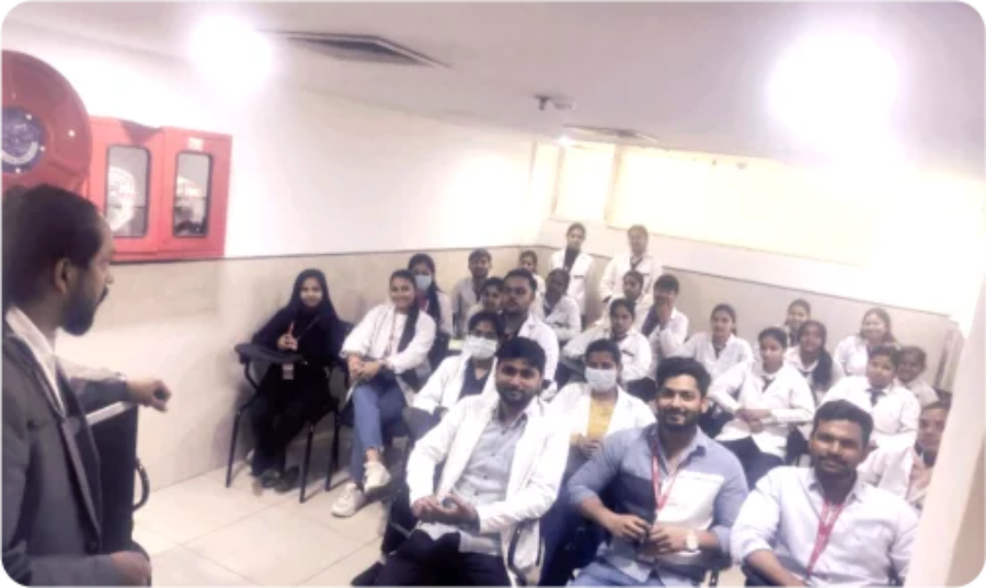 Santosh Medical College, Ghaziabad - College Image