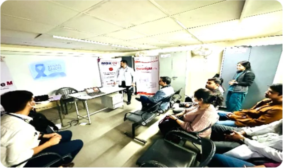 Santosh Medical College, Ghaziabad - College Image