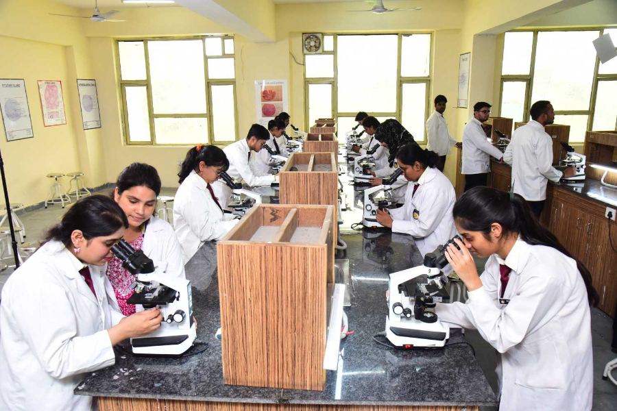 Shri Venkateshwara Institute of Medical Sciences, Gajraula - College Image
