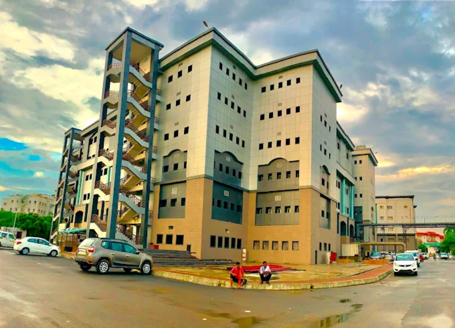Uttar Pradesh University of Medical Sciences, Etawah - College Image