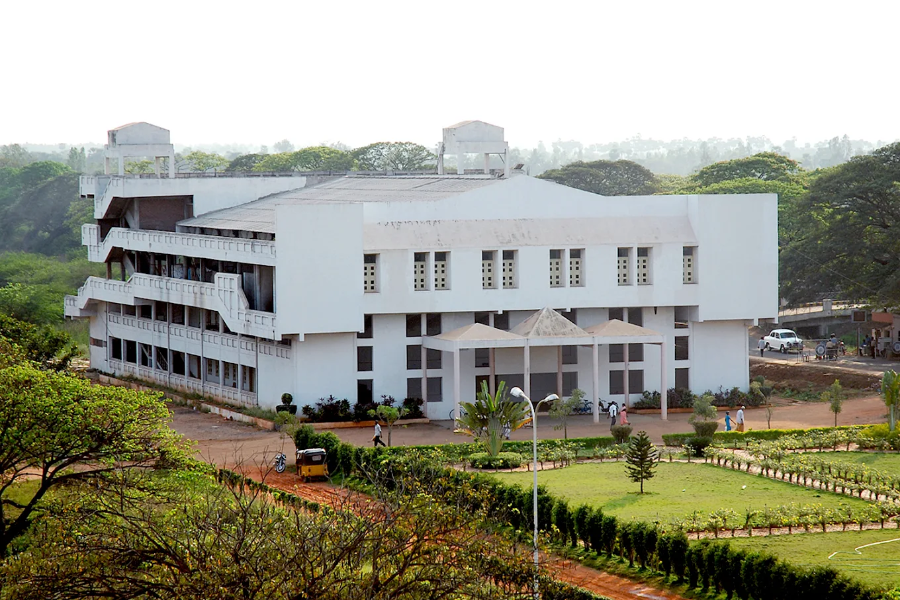 Alluri Sitaram Raju Academy of Medical Sciences, Eluru - College Image