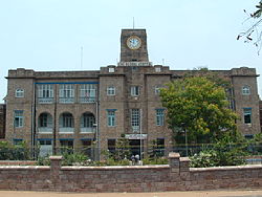 Andhra Medical College, Visakhapatnam - College Image