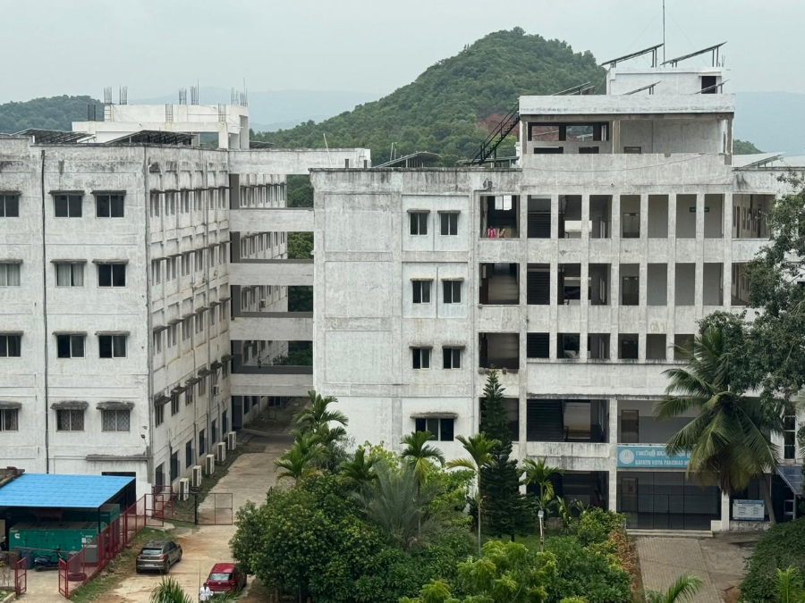 Gayathri Vidya Parishad Institute of Health Care & Medical Technology, Visakhapatnam - College Image