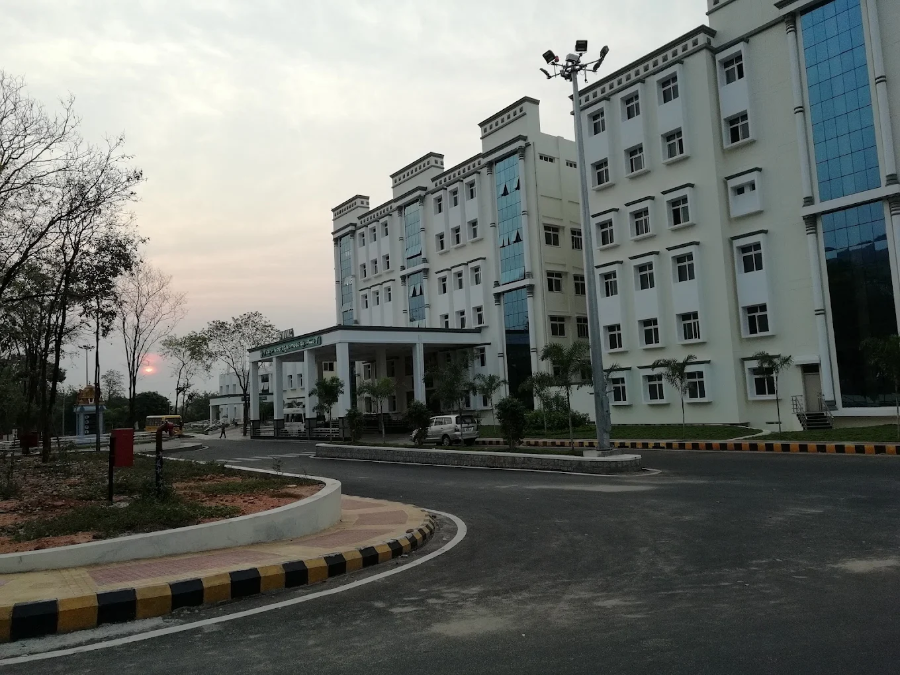 SVIMS - Sri Padmavathi Medical College for Women, Tirupati - College Image