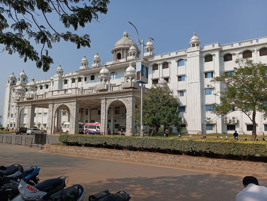 Santhiram Medical College, Nandyal - College Image