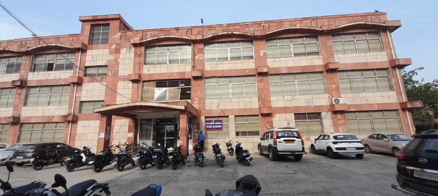 Darbhanga Medical College, Lehriasarai - College Image