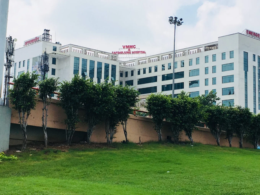 Vardhman Mahavir Medical College & Safdarjung Hospital, New Delhi - College Image