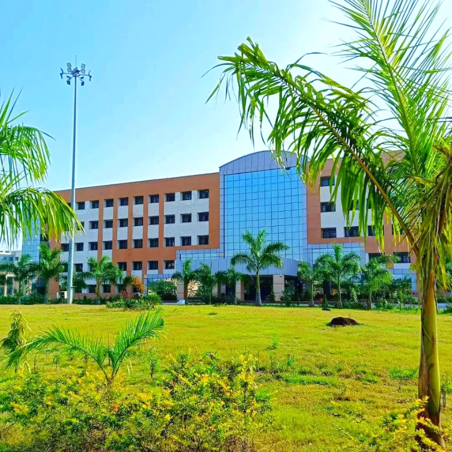 Bharat Ratna Atal Bihari Vajpayee Memorial Medical College, Rajnandgaon - College Image