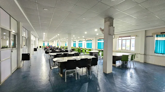 Shree Narayan Medical Institute & Hospital, Saharsa - College Image