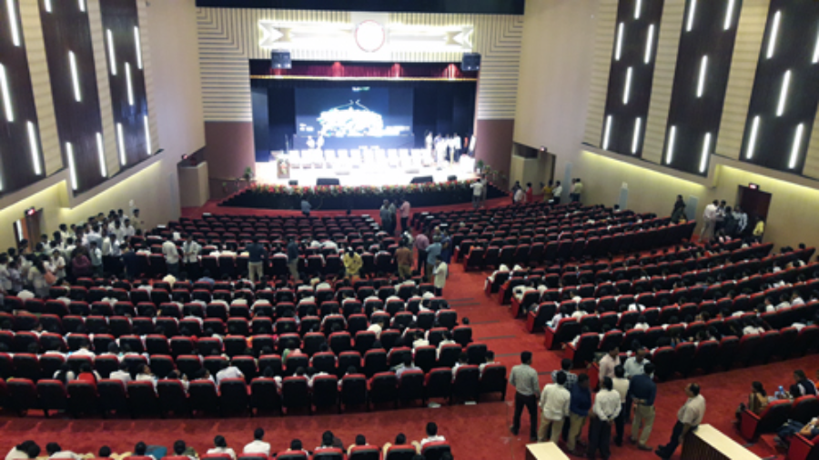 Pt J N M Medical College, Raipur - College Image
