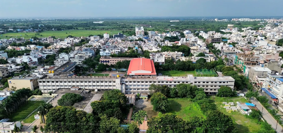 Pt J N M Medical College, Raipur - College Image