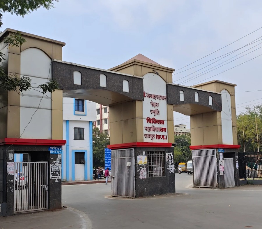 Pt J N M Medical College, Raipur - College Image