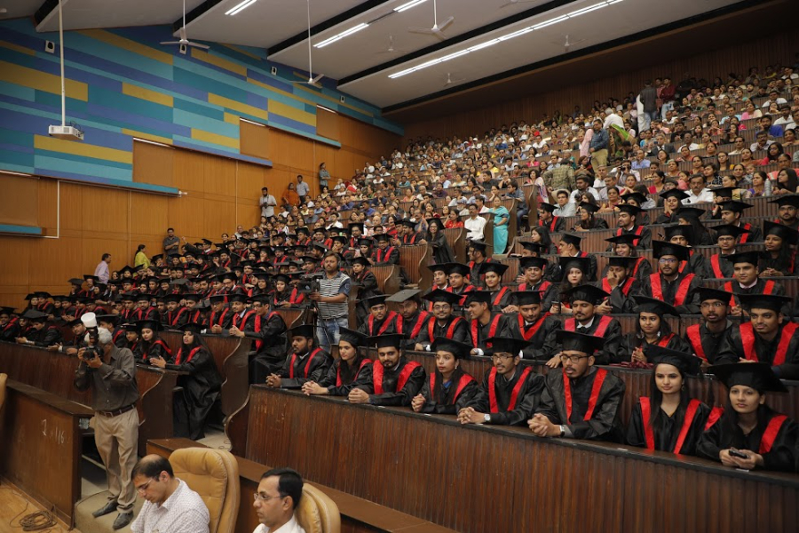 B J Medical College, Ahmedabad - College Image