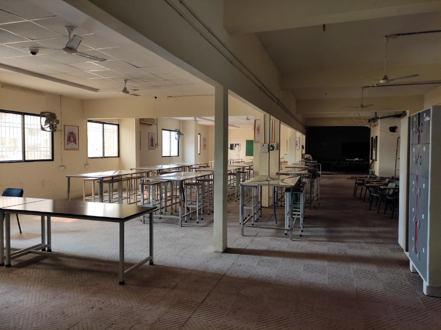 Shri Balaji Institute of Medical Science, Mawa Raipur - College Image