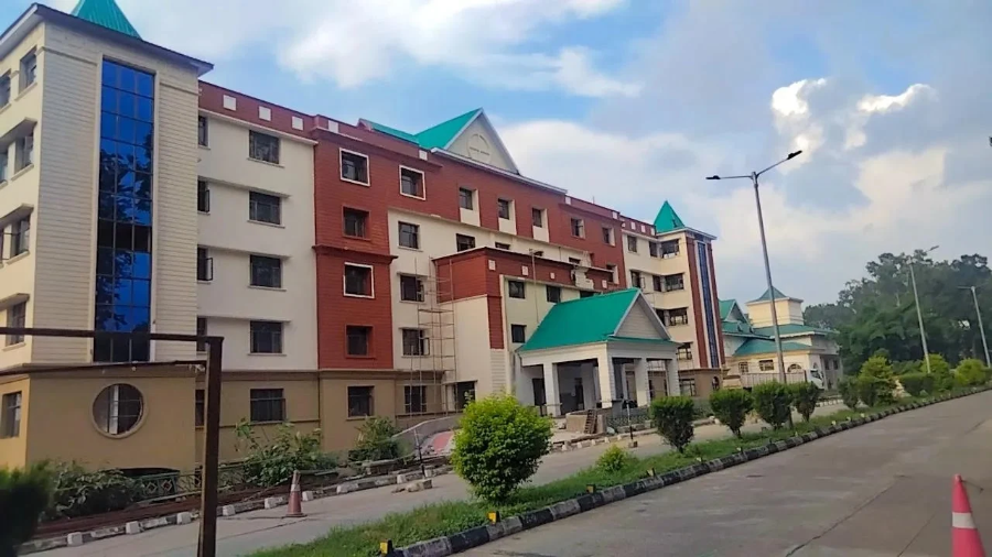 Dr. Rajendar Prasad Government Medical College, Tanda - College Image
