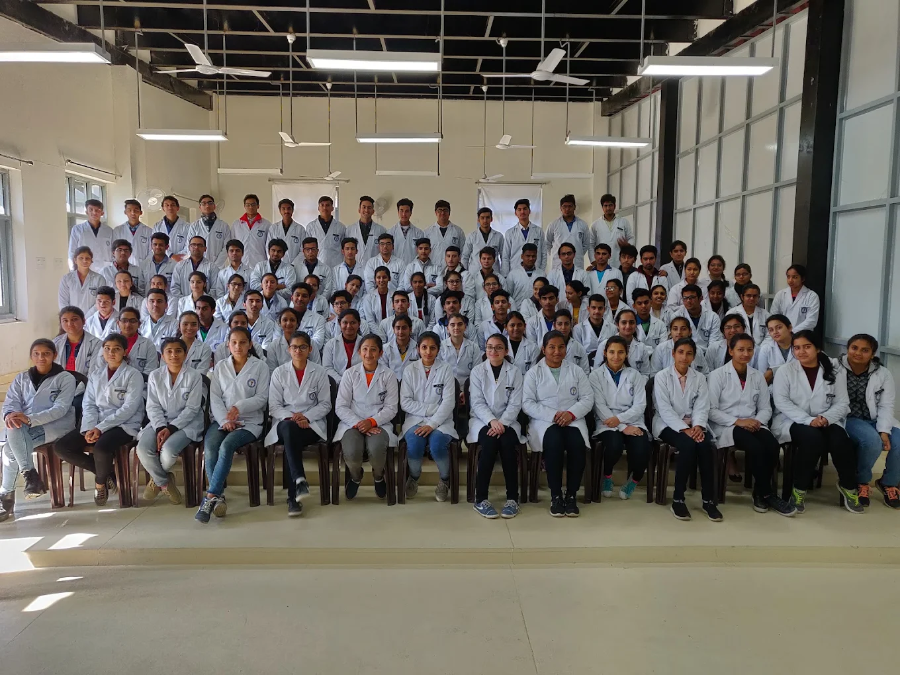 Dr. Radhakrishnan Government Medical College, Hamirpur - College Image