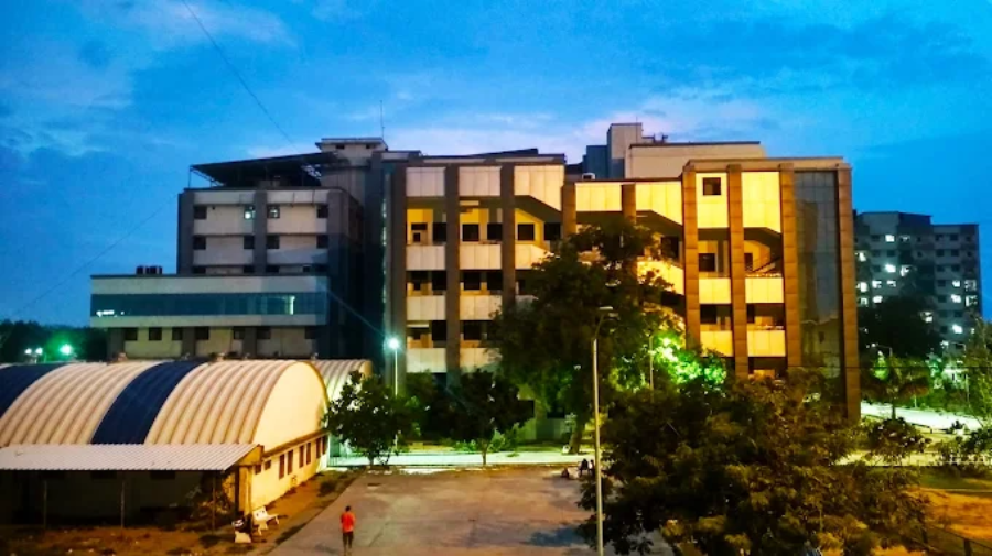 GMERS Medical College, Gotri - College Image