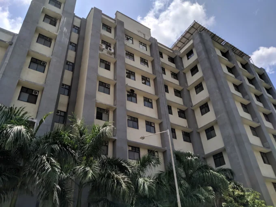 GMERS Medical College, Gotri - College Image