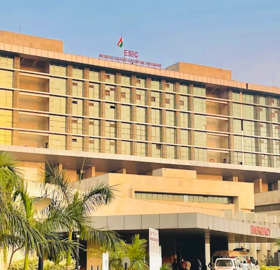 Employees State Insurance Corporation Medical College, Faridabad - College Image