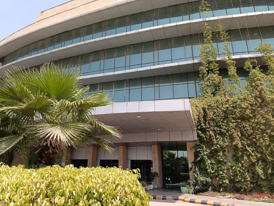 Employees State Insurance Corporation Medical College, Faridabad - College Image