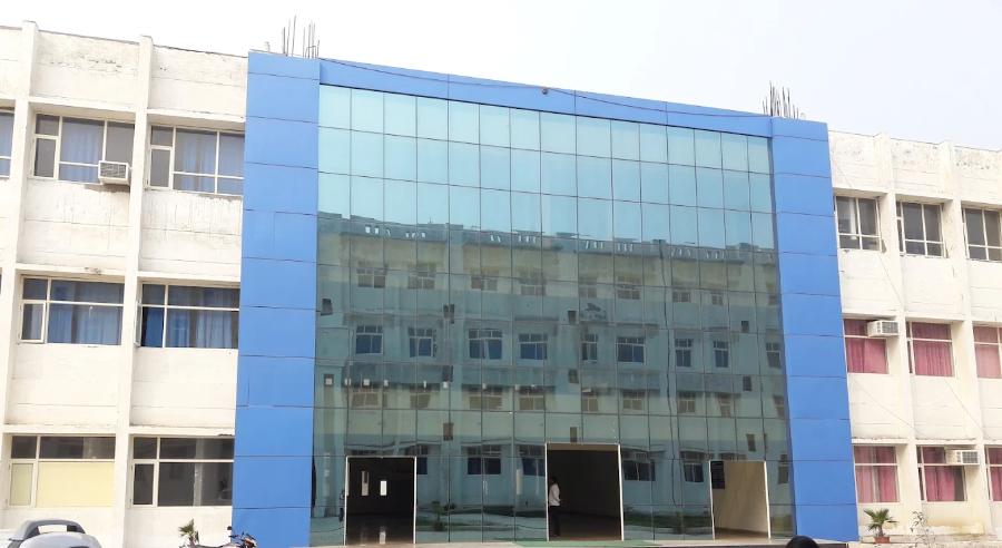World College of Medical Sciences & Research, Jhajjar - College Image
