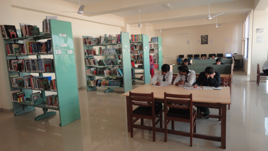 Maharishi Markandeshwar College of Medical Sciences & Research, Sadopur - College Image