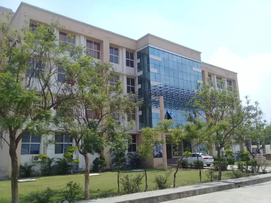 Maharishi Markandeshwar Institute Of Medical Sciences & Research, Ambala - College Image