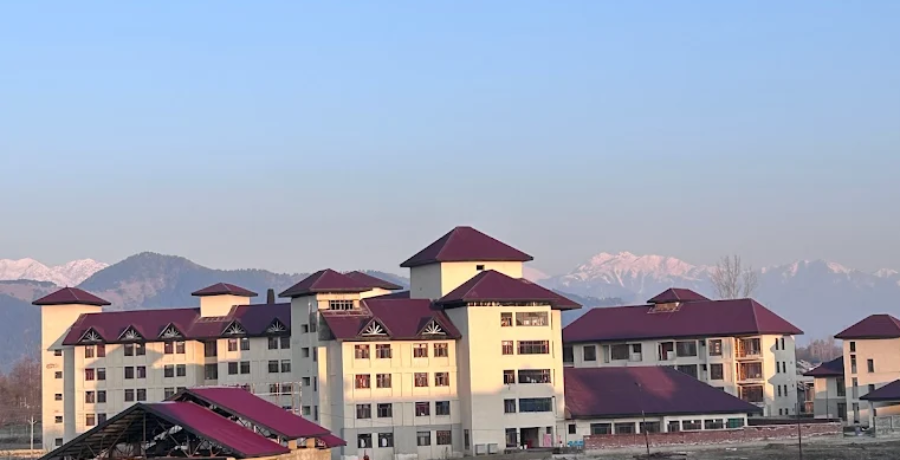 Government Medical College, Anantnag - College Image