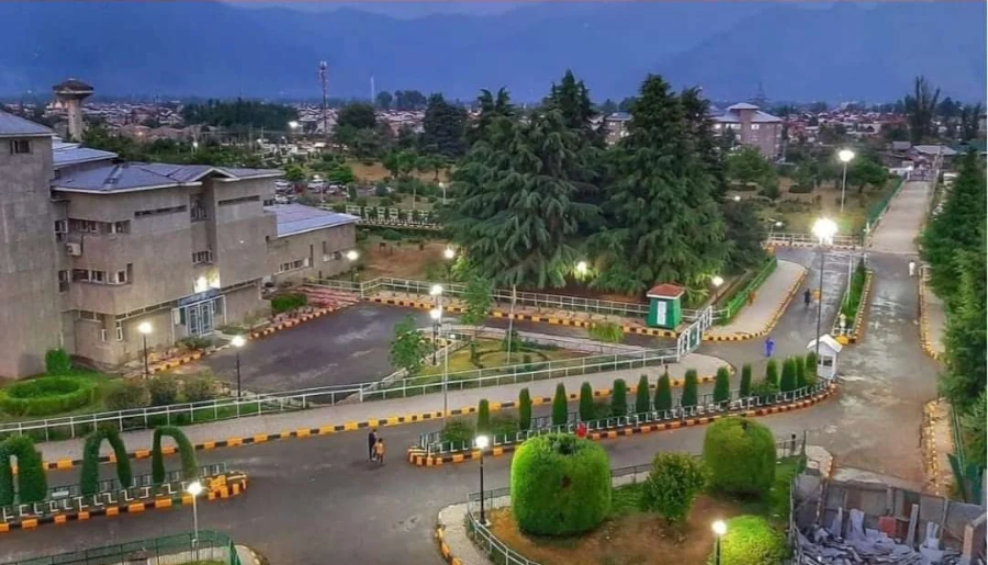 Sher-I-Kashmir Instt. Of Medical Sciences, Srinagar - College Image