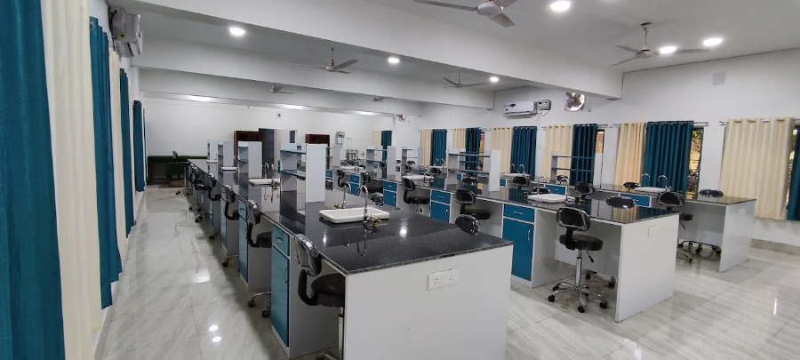 Shahed Nirmal Mahto Medical College & Hospital, Dhanbad - College Image