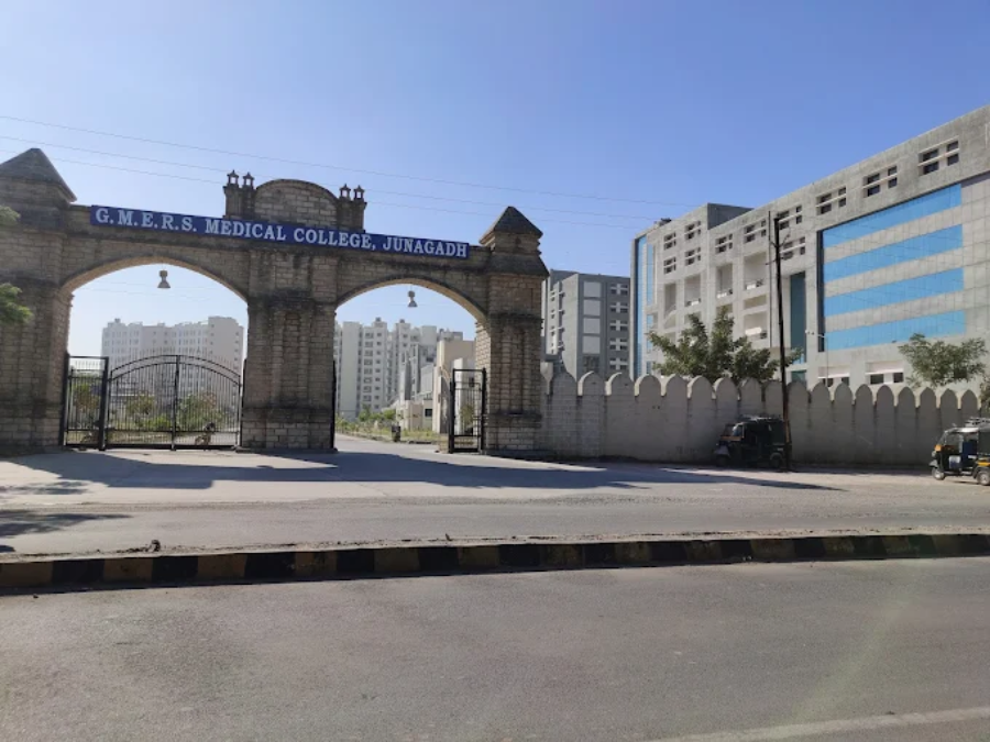 GMERS Medical College, Junagadh - College Image