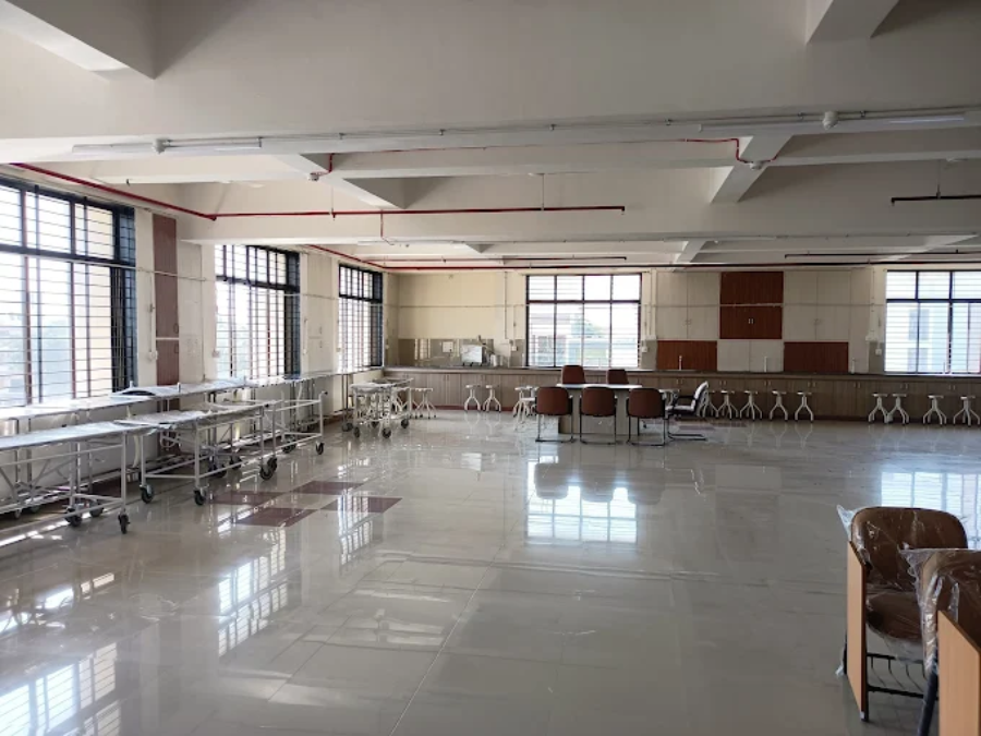 GMERS Medical College, Porbandar - College Image