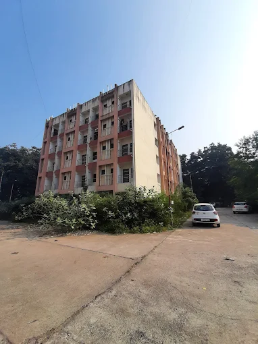 GMERS Medical College, Rajpipla - College Image