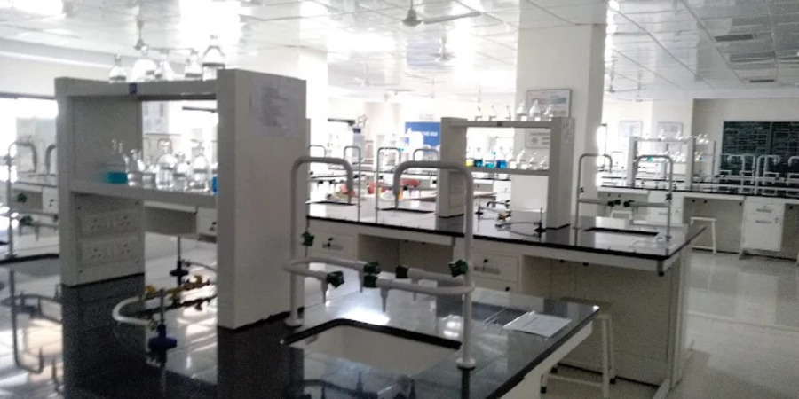 GMERS Medical College, Vadnagar - College Image