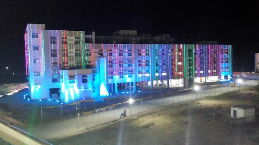GMERS Medical College, Vadnagar - College Image