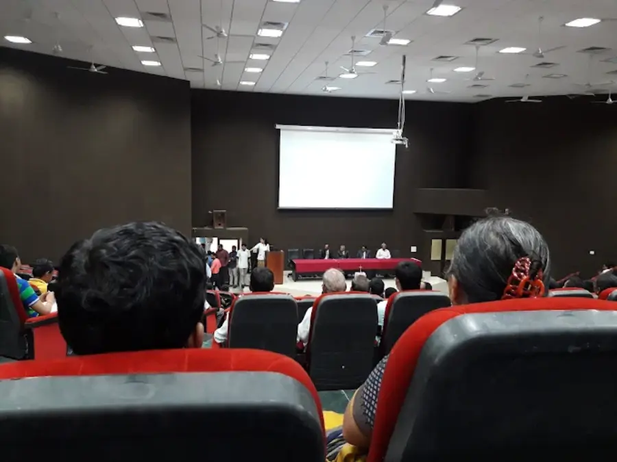 GMERS Medical College, Valsad - College Image