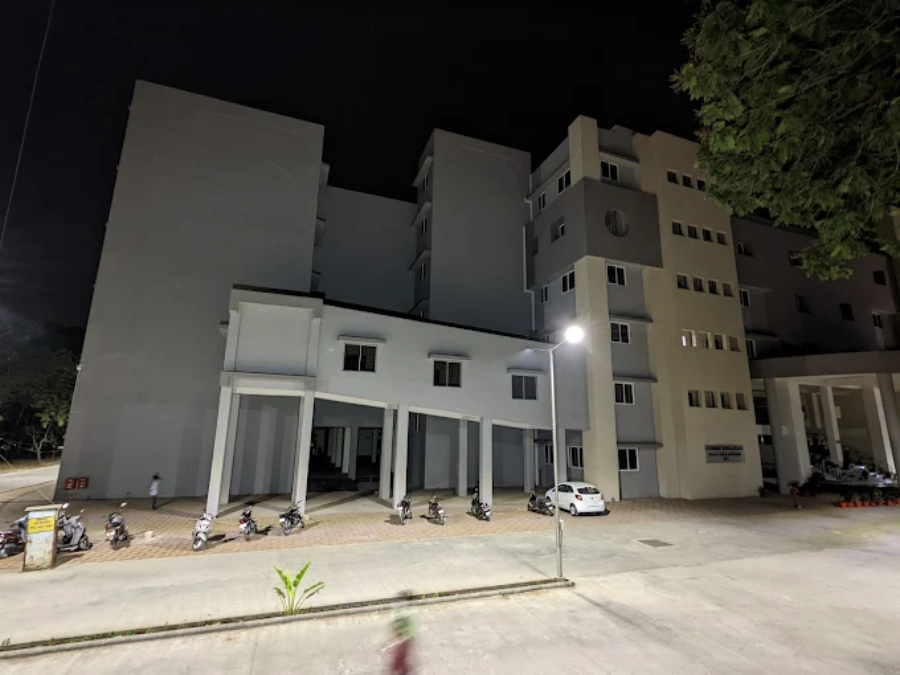 Government Medical College, Surat - College Image