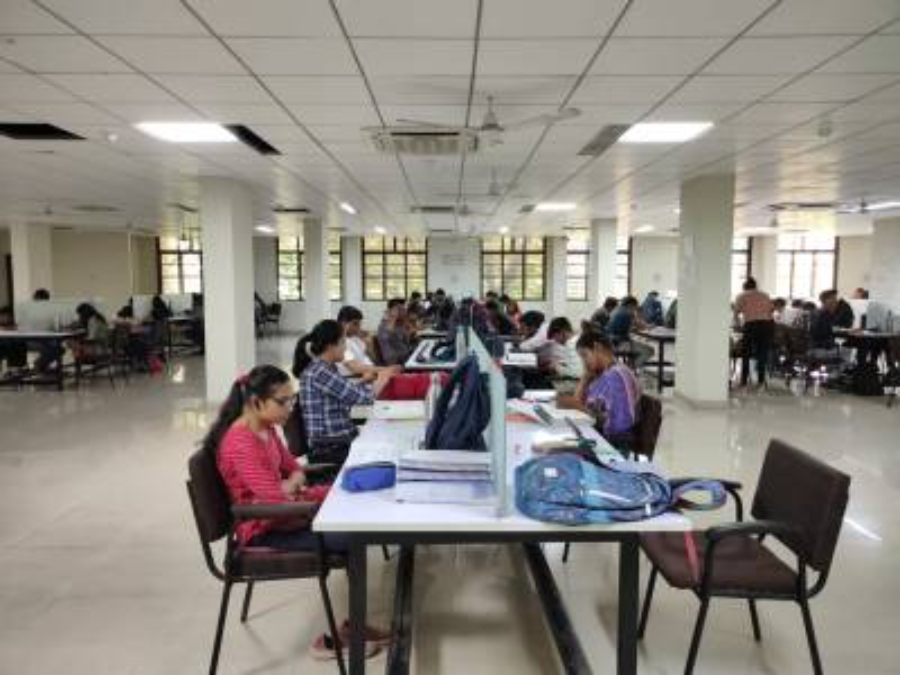 Government Medical College, Surat - College Image