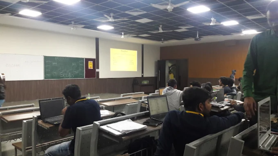 Parul Institute of Medical Sciences & Research, Vadodara - College Image