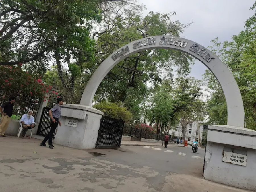 Pramukhswami Medical College, Karmsad - College Image