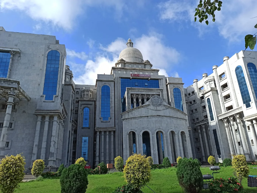 Employees State Insurance Corporation Medical College, Gulbarga - College Image
