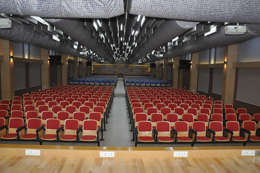 JJM Medical College, Davangere - College Image