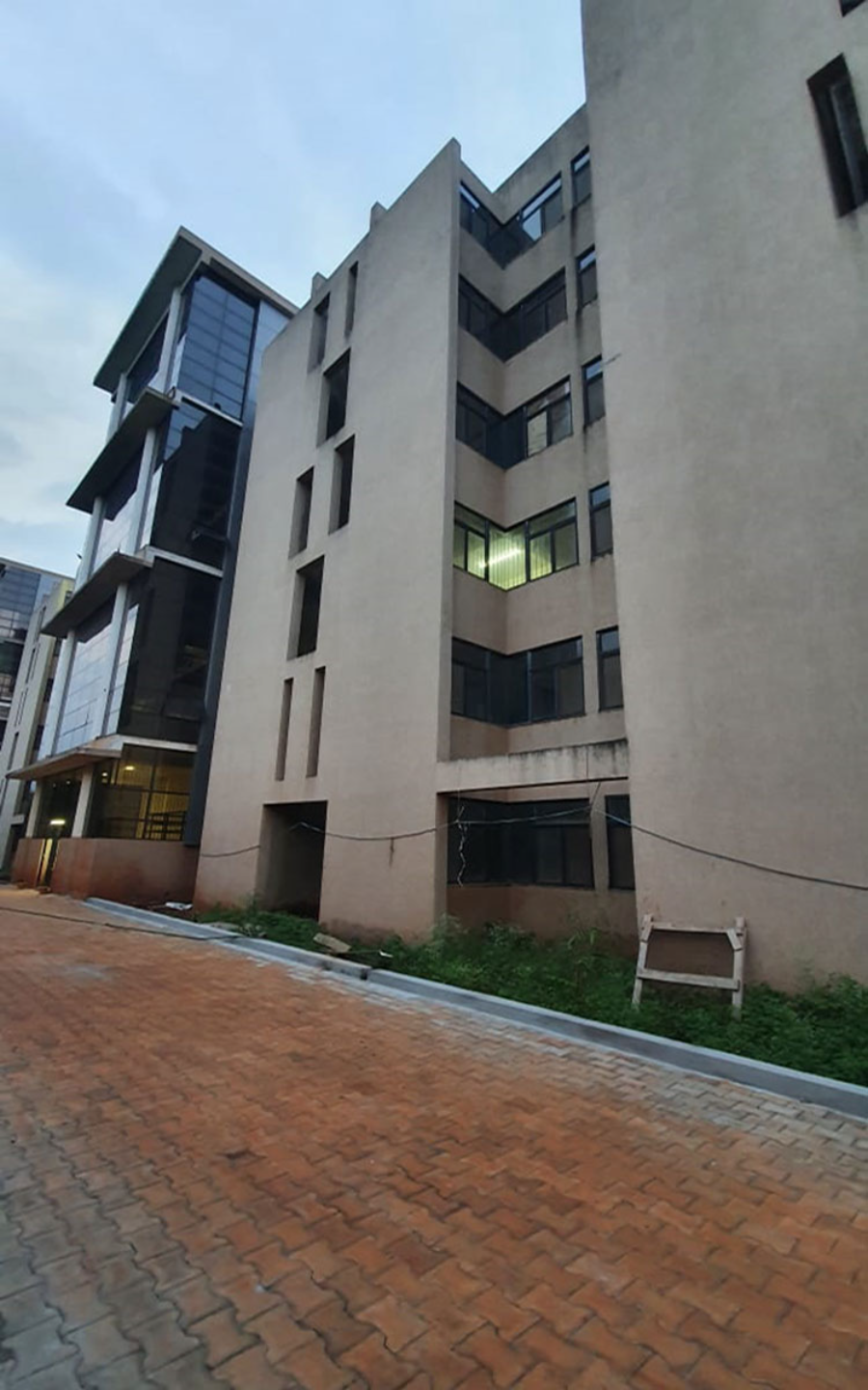 Jagadguru Gangadhar Mahaswamigalu Moorusavirmath Medical College, Hubballi - College Image