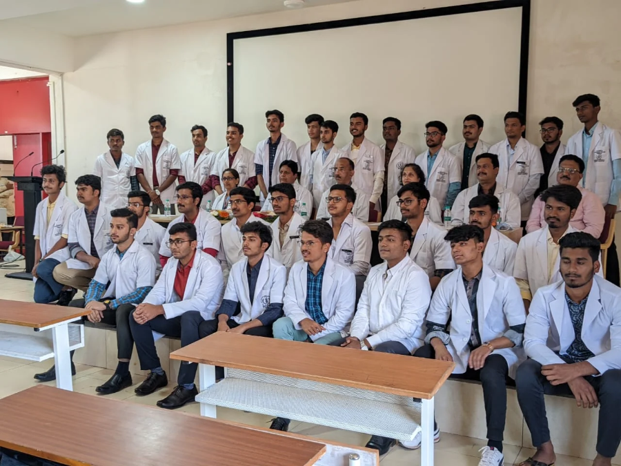 Jagadguru Gangadhar Mahaswamigalu Moorusavirmath Medical College, Hubballi - College Image