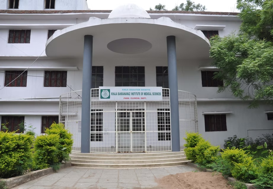 Khaja Bandanawaz University - Faculty of Medical Sciences, Gulbarga - College Image