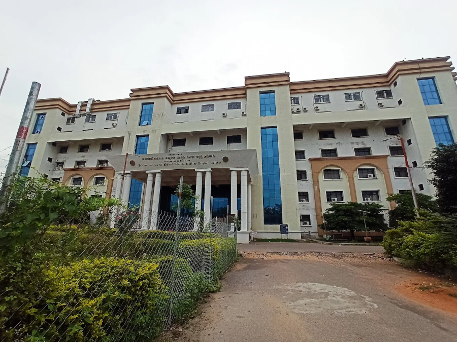 Raichur Institute of Medical Sciences, Raichur - College Image