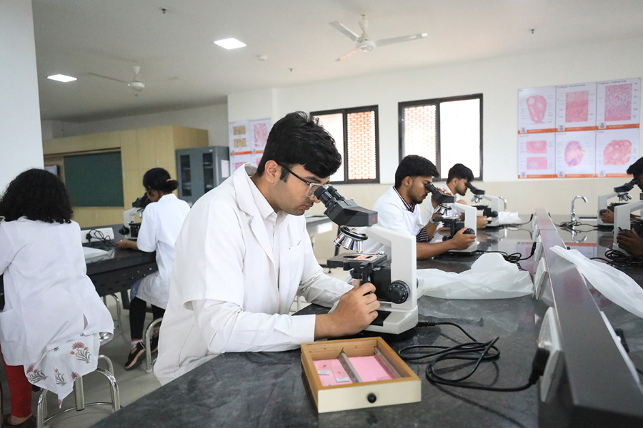PES University Institute of Medical Sciences and Research, Bengaluru - College Image