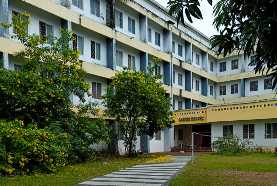 Azeezia Instt of Medical Science, Meeyannoor - College Image