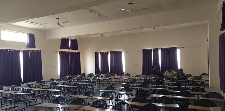 Sri Basaveshwara Medical College and Hospital, Chitradurga - College Image